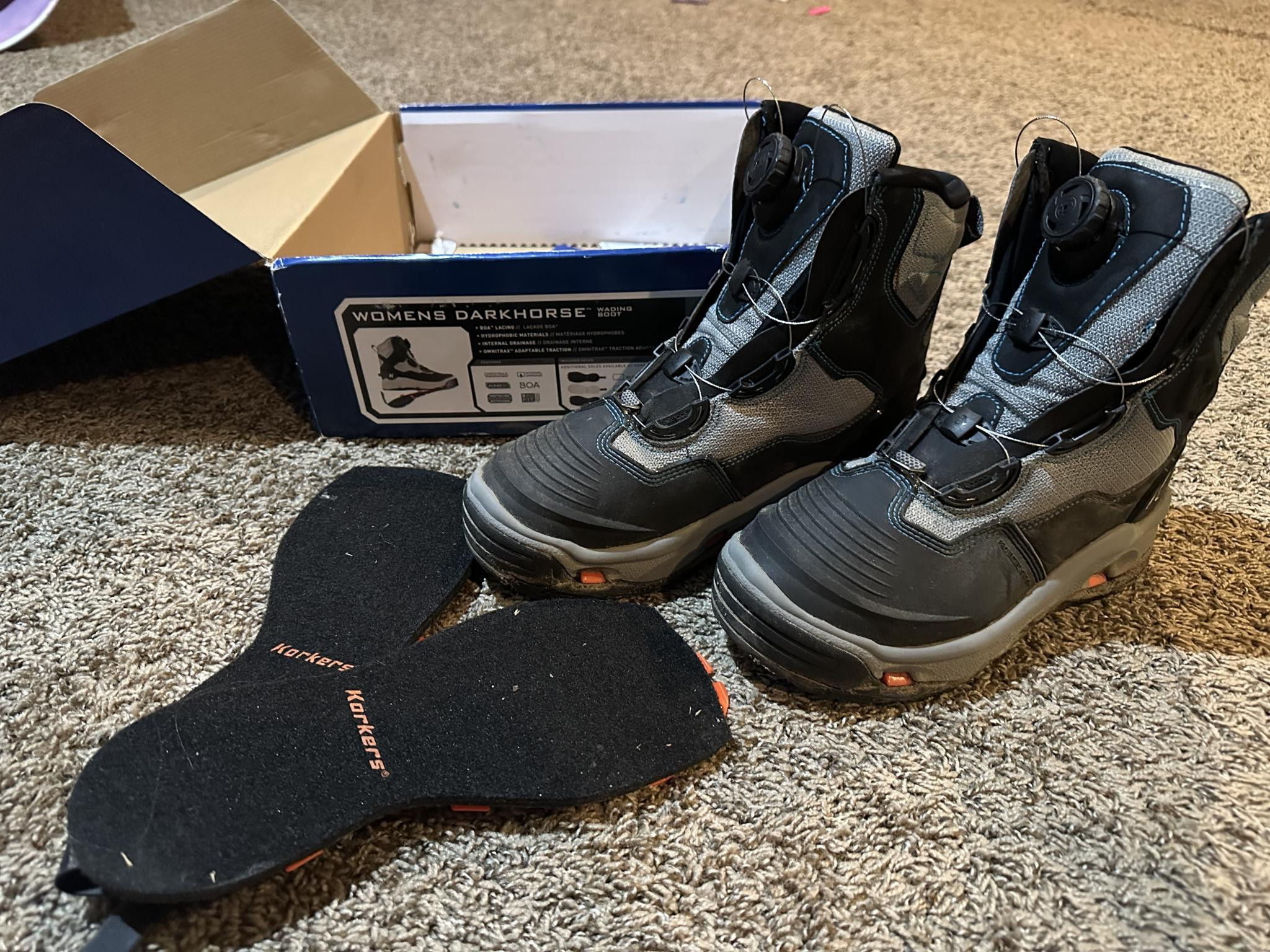 Korkers women’s dark horse 