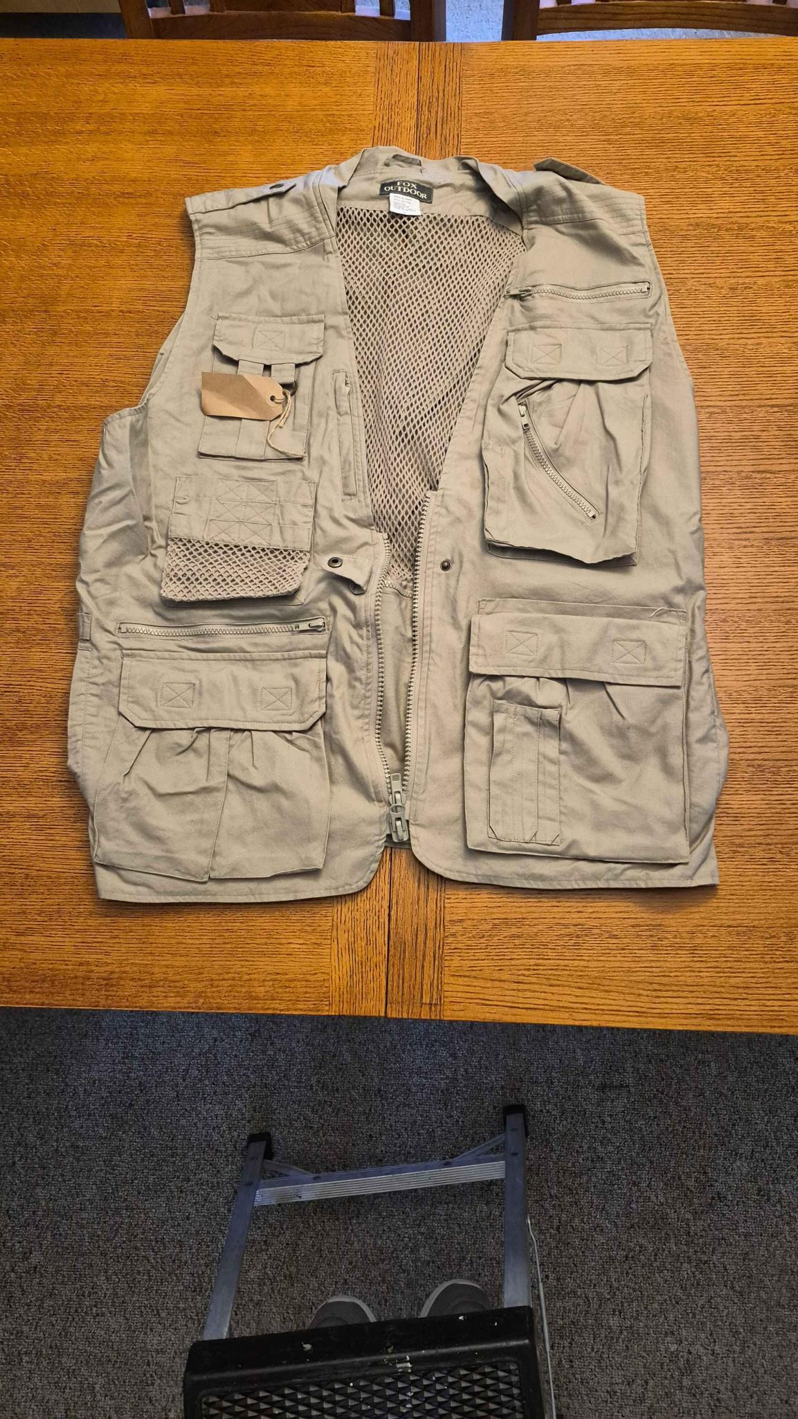 Fishing vest