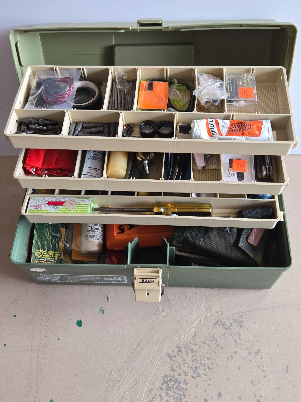 Hunters tackle box