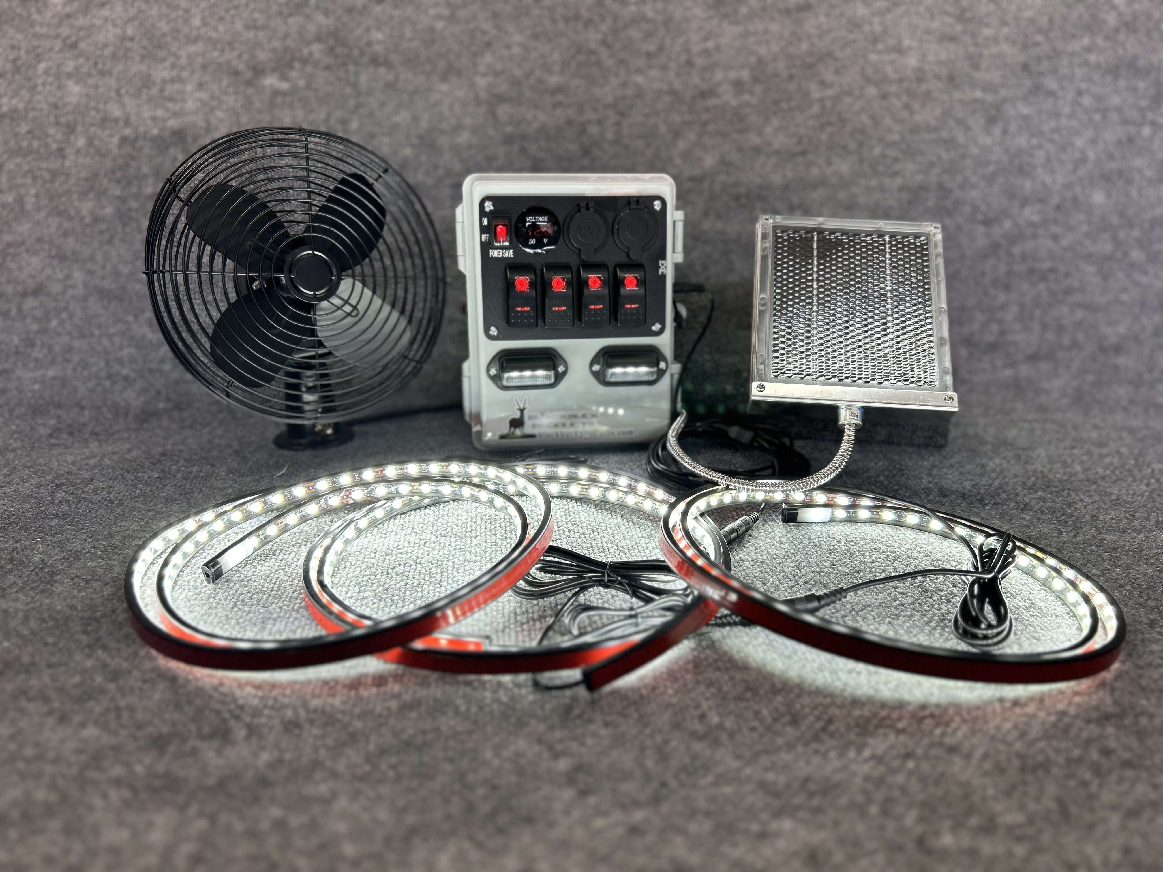 Solar Power Deer Blind Charging Kit